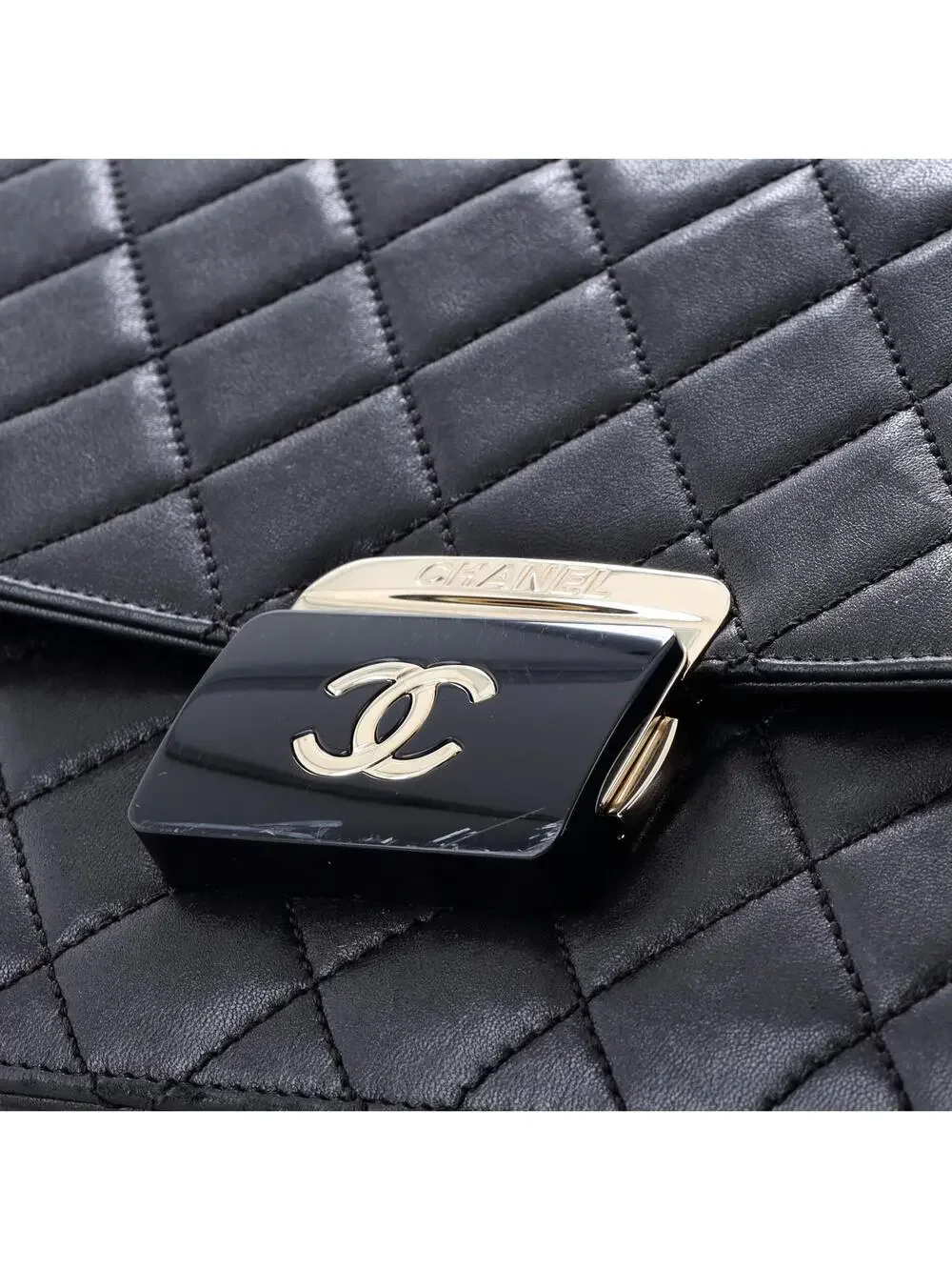 Chanel Beauty Lock Flap Bag Quilted #243954C31B